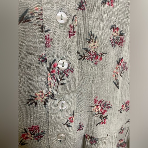 Floral Babydoll Fit Long Sleeve Button Blouse V Neck Hi-Low Medium - Picture 4 of 10